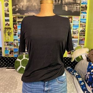 Black short sleeve shirt